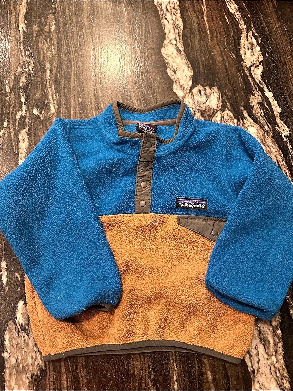 Patagonia Baby/toddler Lightweight Synchilla Snap-T Pullover Blue & Orange 2T